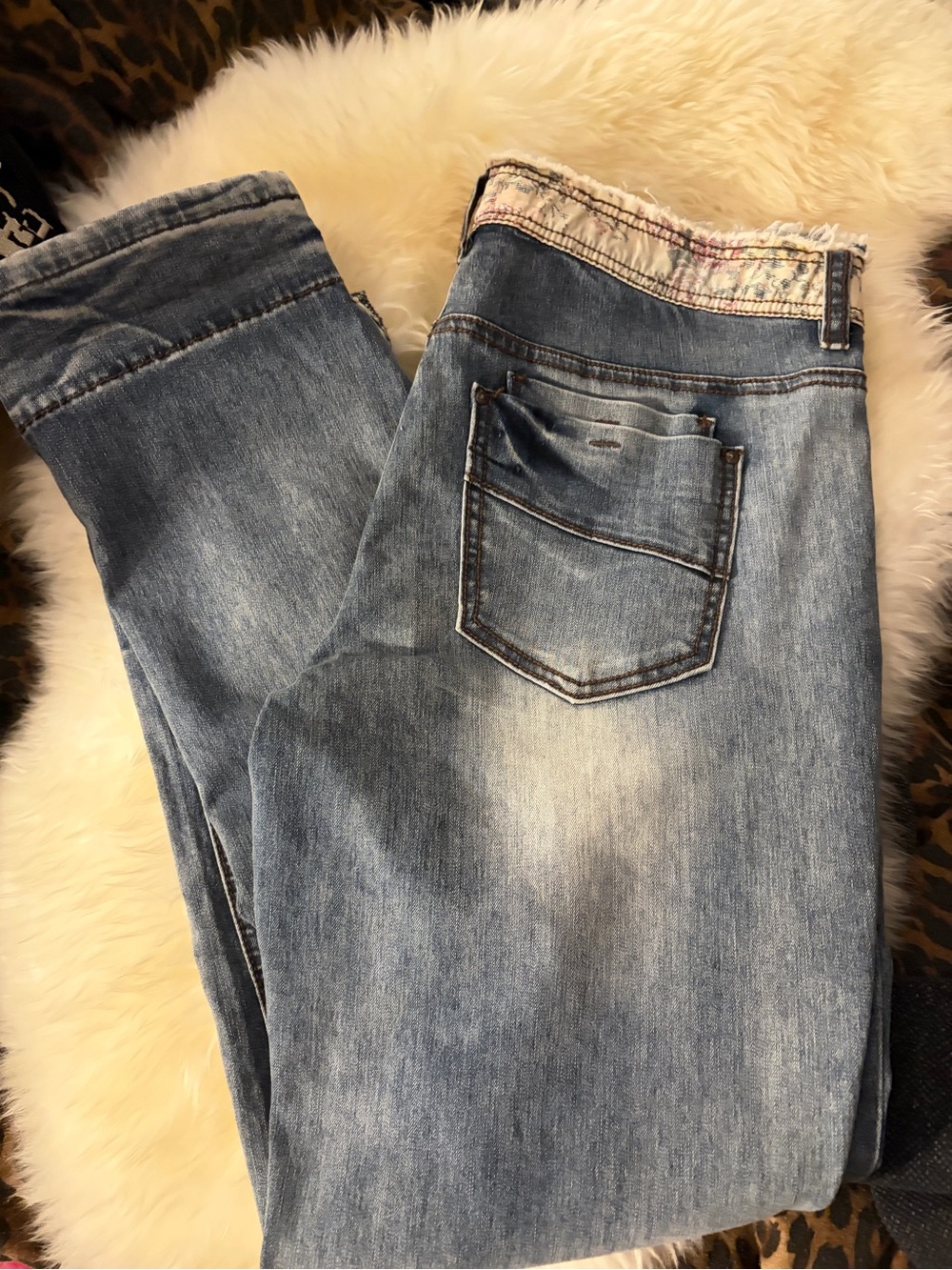 Cache Women’s Boyfriend Jean in Faded Blue